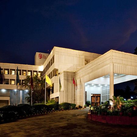 Hotel Kalinga Ashok Μπουμπάνεσβαρ Εξωτερικό φωτογραφία